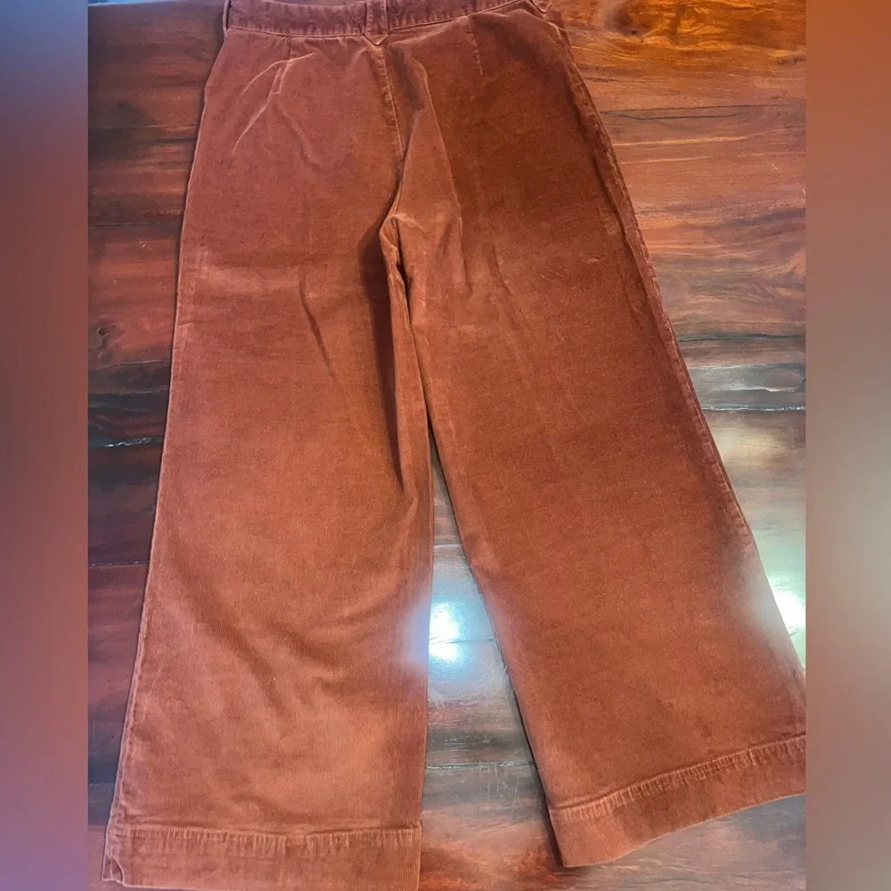 Frye Ilana Ultra High-Rise Corduroy
Wide-Leg Cropped Jeans Sz30 Dark
Orange - Picture 5 of 9